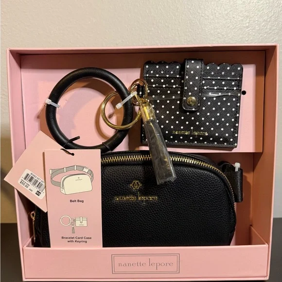 Giveaway - Picture 1 of 3